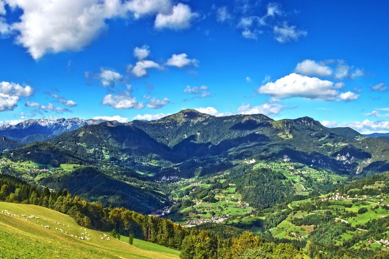 Prenocisca Cerkno Hostel Eksteriør bilde